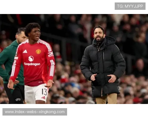 曼联内部风暴:高层或在冬窗彻底清洗阵容 曼联内部风暴:高层或在冬窗彻底清洗阵容