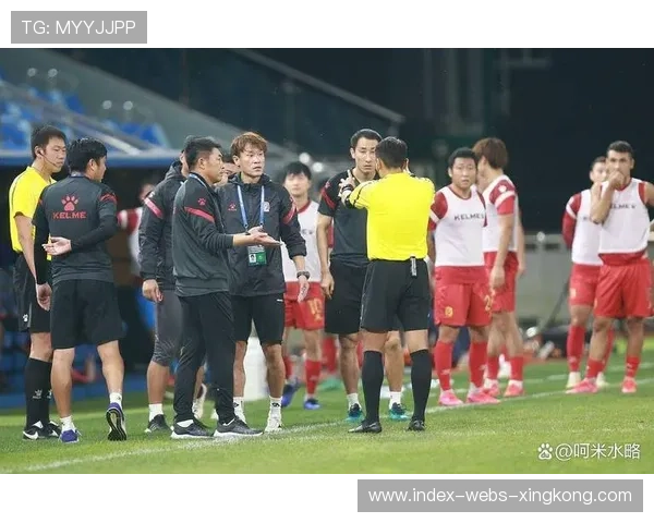 山东泰山连续快攻让对方完全无从组织 山东泰山连续快攻让对方完全无从组织