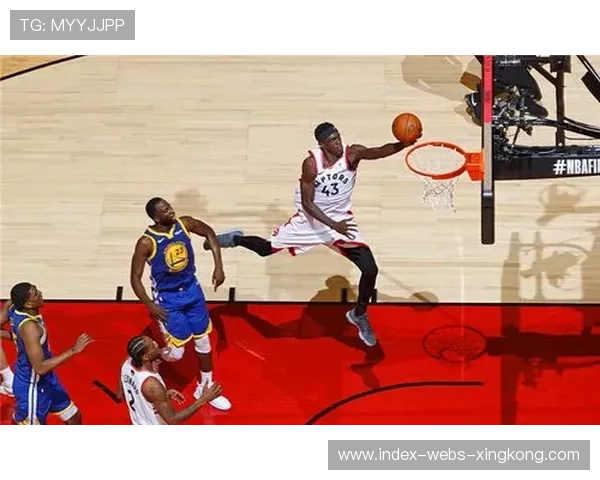 猛龙中场压迫训练，长传反击威胁升级