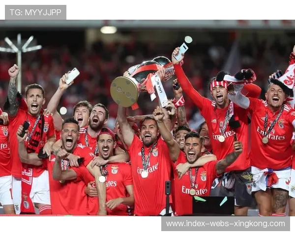 本菲卡前场高压换来比赛转机